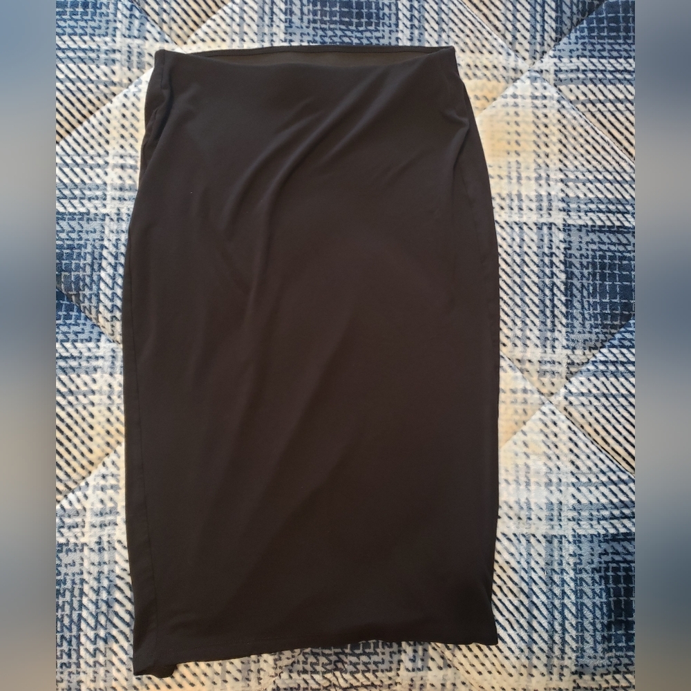 Old Navy Classic Black Pencil Skirt